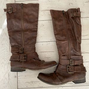 Carlos Santana Brown Boots Size 9